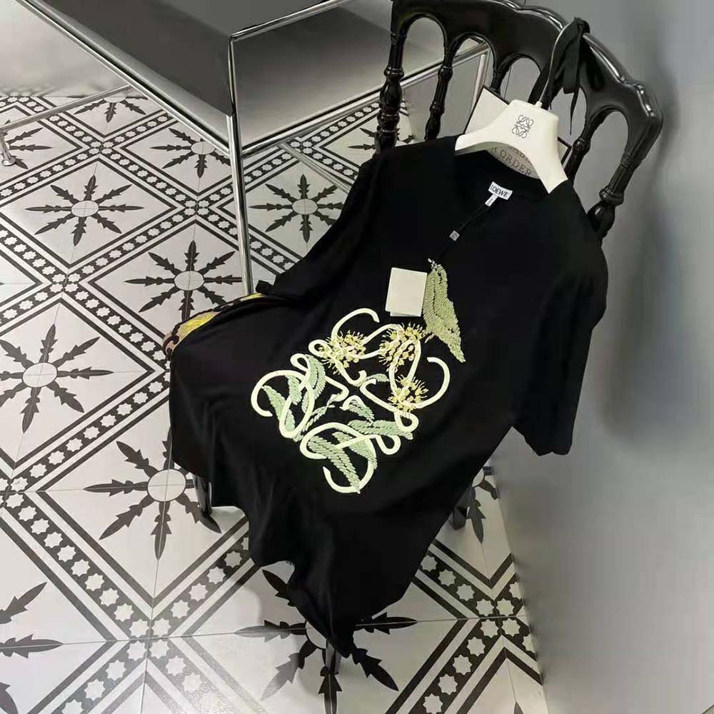 Loewe Women Herbarium Anagram T-shirt in Cotton-Black - image 6