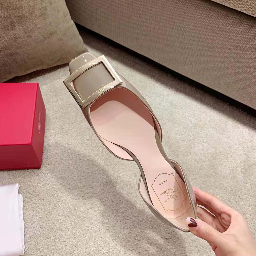 Roger Vivier Women Trompette Dorsay Metal Buckle Ballerinas in Patent Leather-Beige - image 6