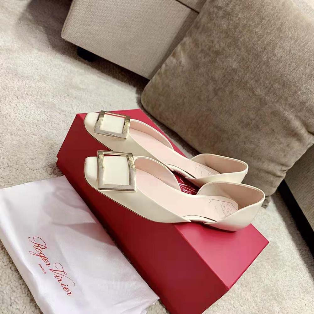 Roger Vivier Women Trompette Dorsay Metal Buckle Ballerinas in Patent Leather-White - image 5
