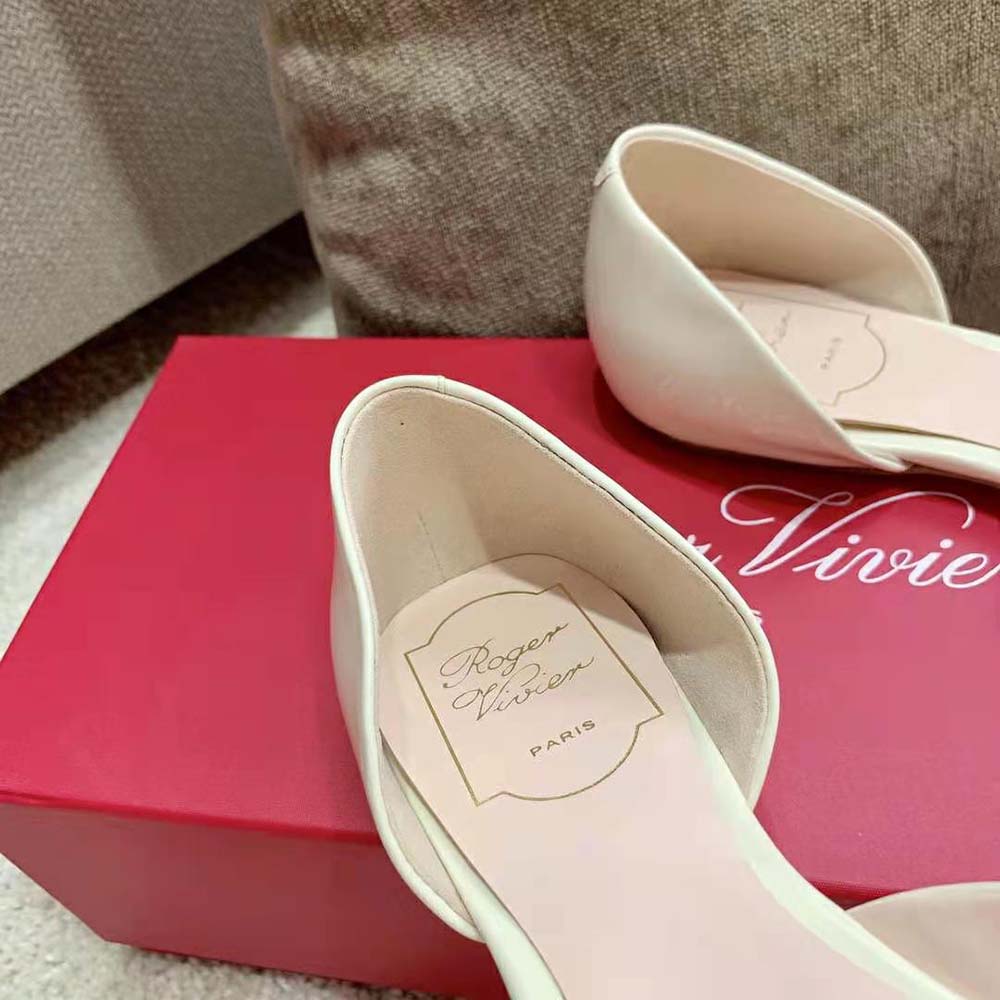 Roger Vivier Women Trompette Dorsay Metal Buckle Ballerinas in Patent Leather-White - image 8