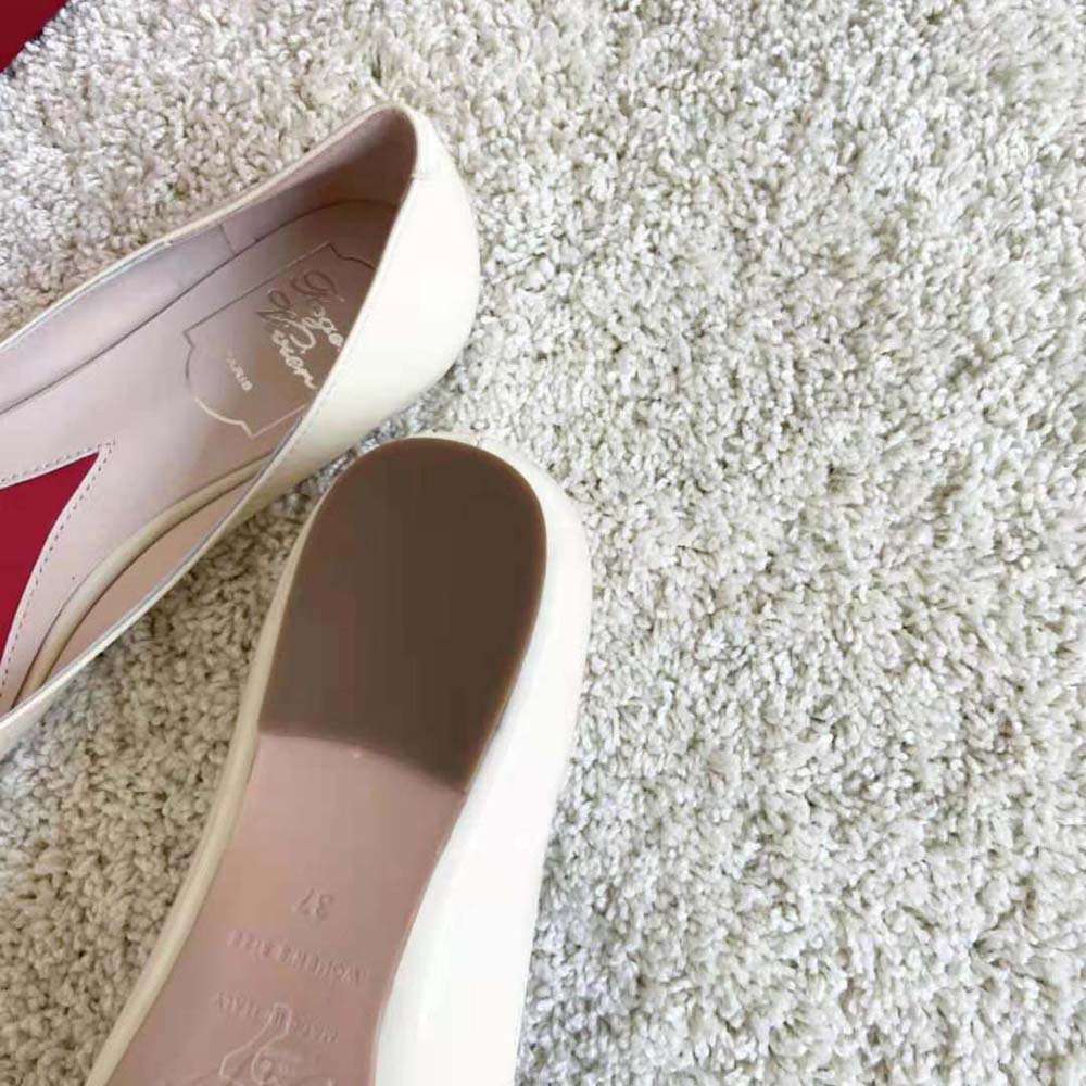 Roger Vivier Women Viv Choc Strass Buckle Ballerinas in Leather-White - image 6