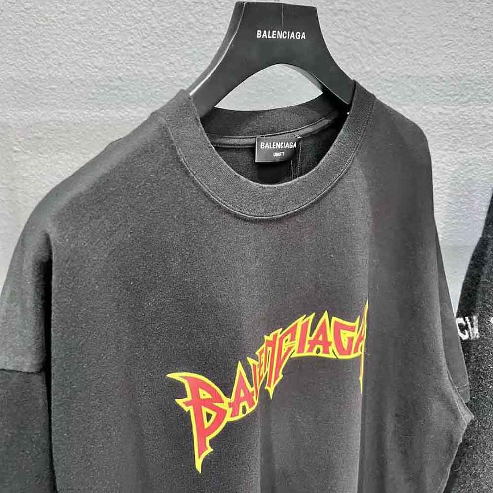 Balenciaga Women Metal T-Shirt Oversized in Black Vintage Jersey - image 6