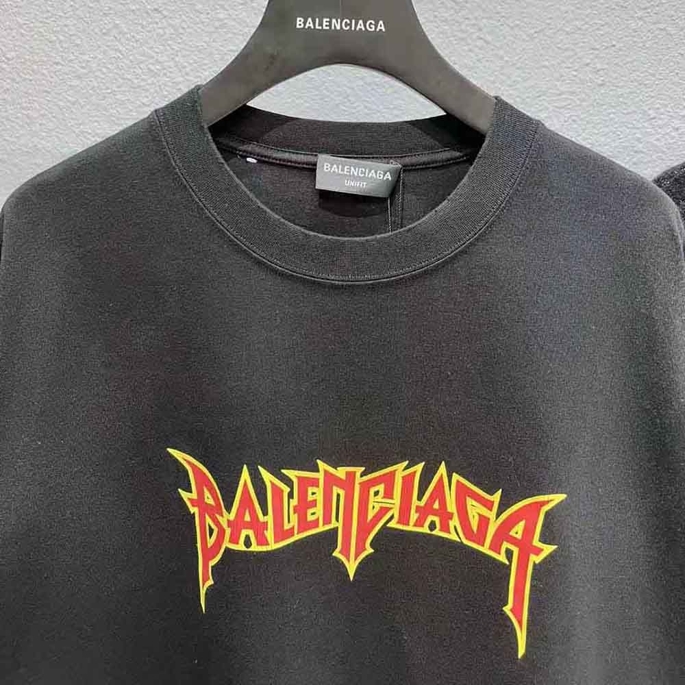 Balenciaga Women Metal T-Shirt Oversized in Black Vintage Jersey - image 5