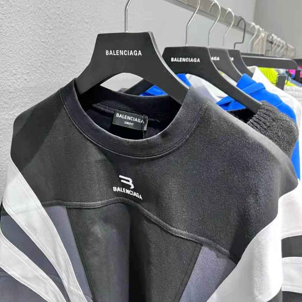 Balenciaga Women Sporty B Tracksuit T-Shirt in Black - image 5