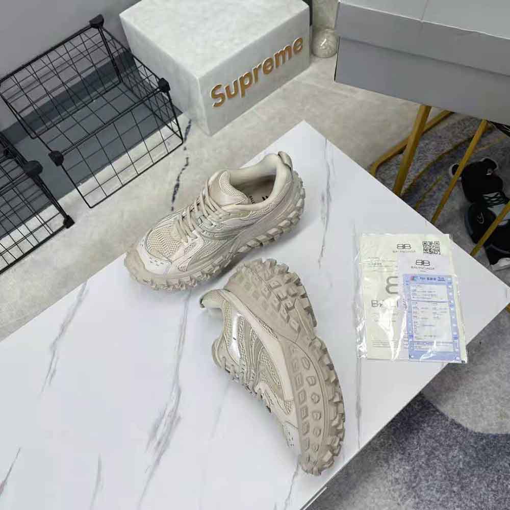 Balenciaga Unisex Defender Sneaker in Beige Mesh and Nylon - image 9