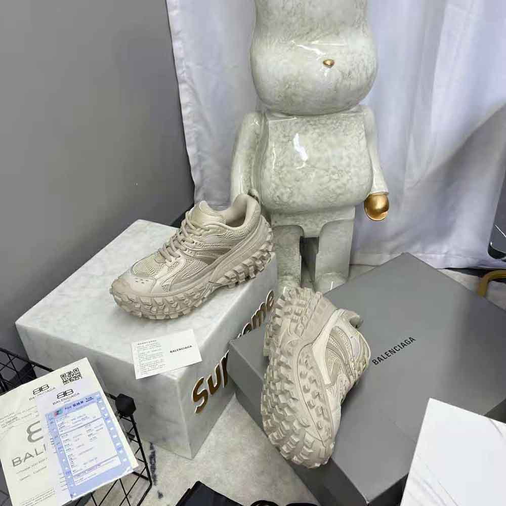 Balenciaga Unisex Defender Sneaker in Beige Mesh and Nylon - image 5
