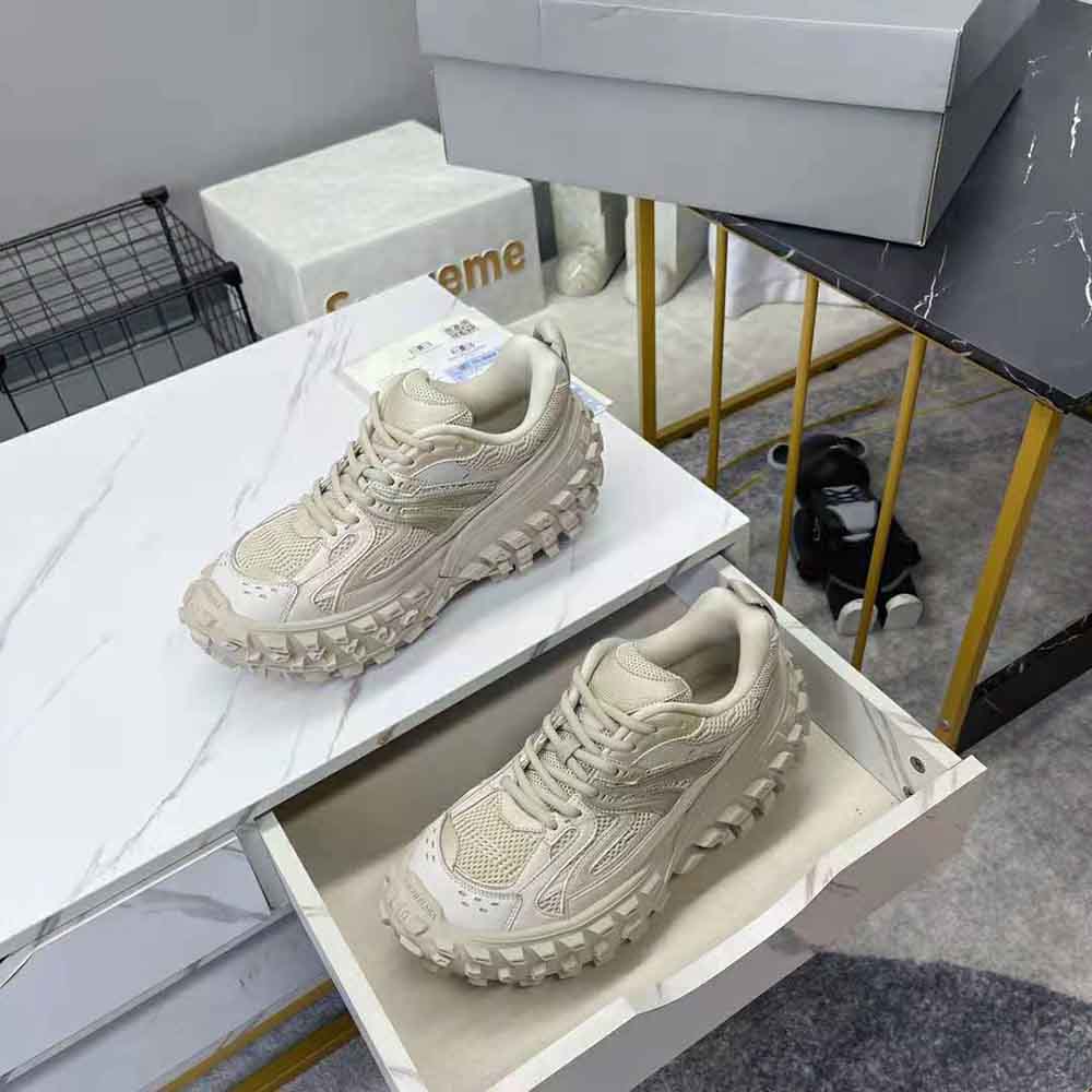 Balenciaga Unisex Defender Sneaker in Beige Mesh and Nylon - image 6