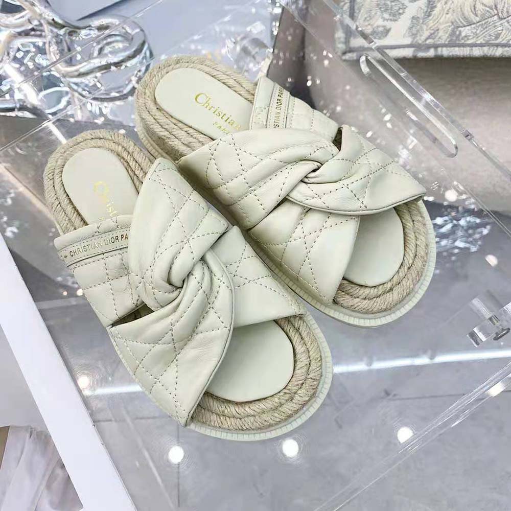 Top view of Dior Women Dtwist Slide showcasing open-toe and smooth lambskin