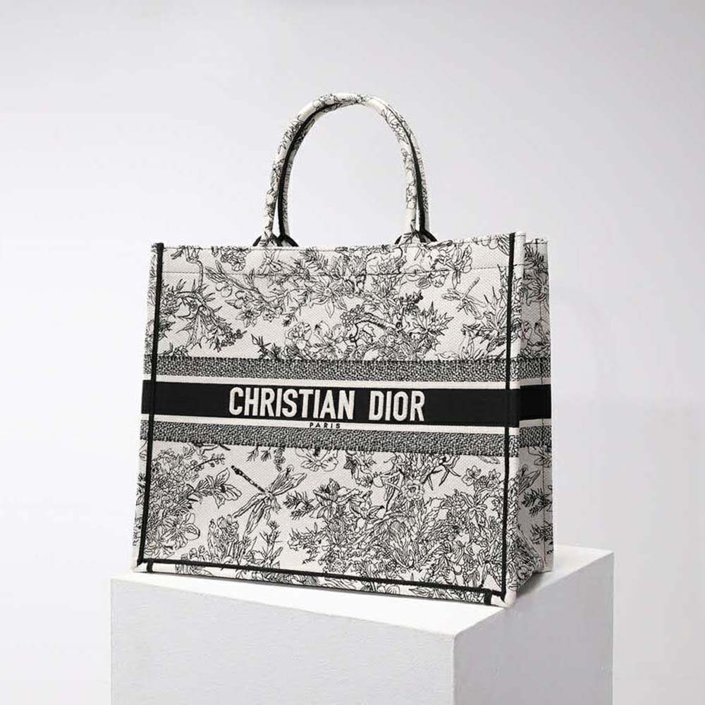 Dior Women Large Dior Book Tote Blue Toile de Jouy Flowers Embroidery - image 4