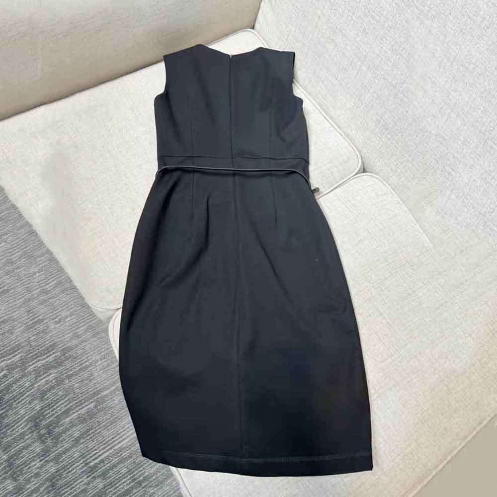 Side profile showing silhouette of Fendi Women Midi-Length Sheath Black Pique Jersey Dress