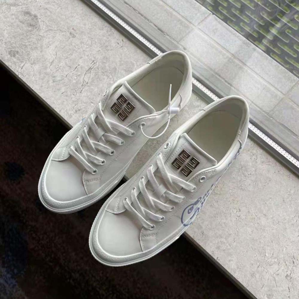 Top-down view of white Givenchy Men Sneakers City Sport lacing