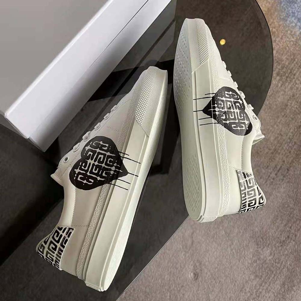 Givenchy Unisex Sneakers in Leather with Tag Effect 4G Print-White - image 6