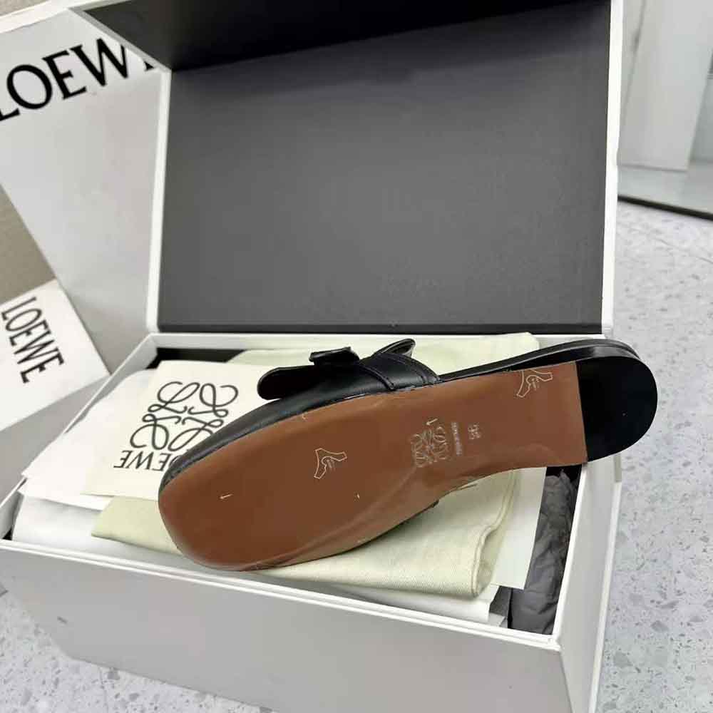 Loewe Women Gate Flat Mule in Calfskin-Black - image 10