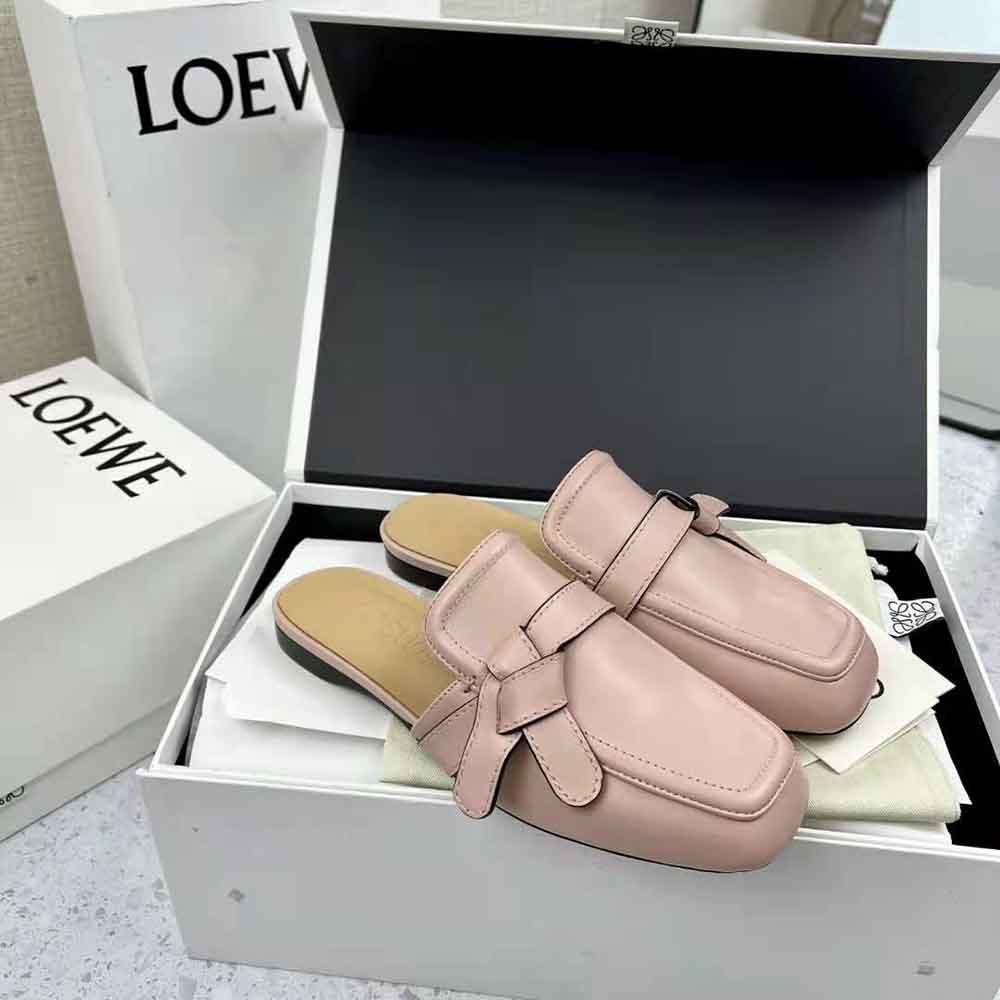 Loewe Women Gate Flat Mule in Calfskin-Pink - image 4