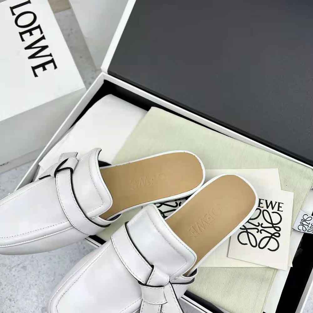 Loewe Women Gate Flat Mule in Calfskin-White - image 9