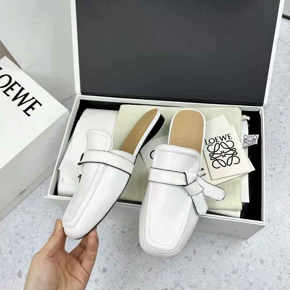 Loewe Women Gate Flat Mule in Calfskin-White - image 7