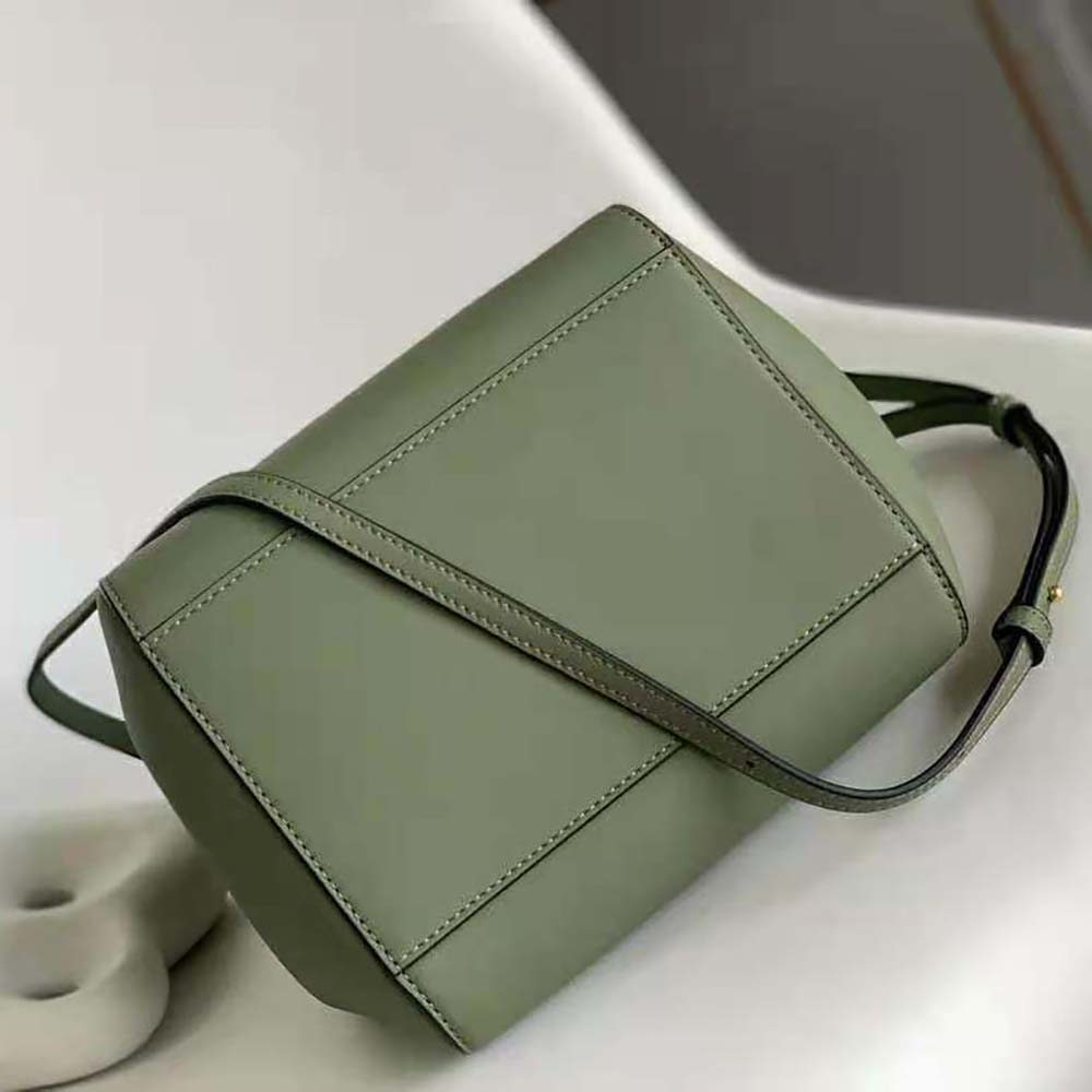 Loewe Women Hammock Nugget Bag in Nappa Calfskin-Green - image 5