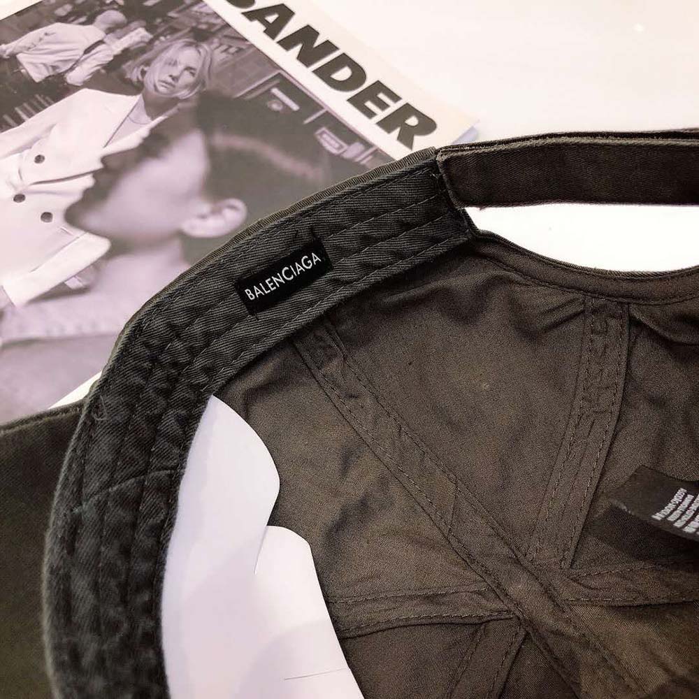 Balenciaga Women Logo Visor Cap in Black and White Cotton Drill - image 9