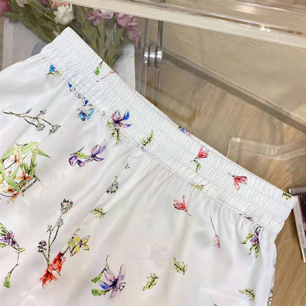 Dior Women Chez Moi Shorts White Silk Twill with Multicolor D-Constellation Motif - image 7
