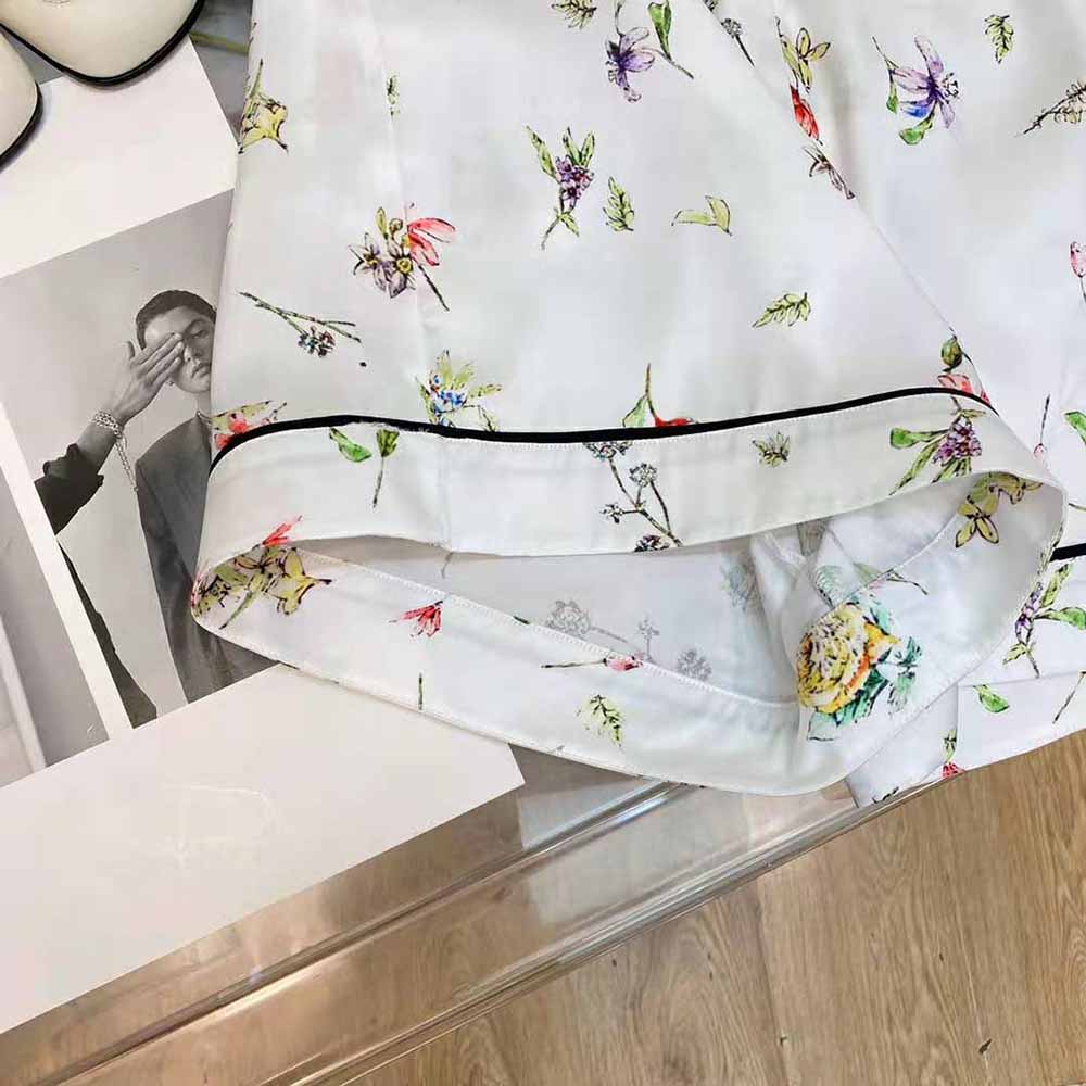 Dior Women Chez Moi Shorts White Silk Twill with Multicolor D-Constellation Motif - image 9