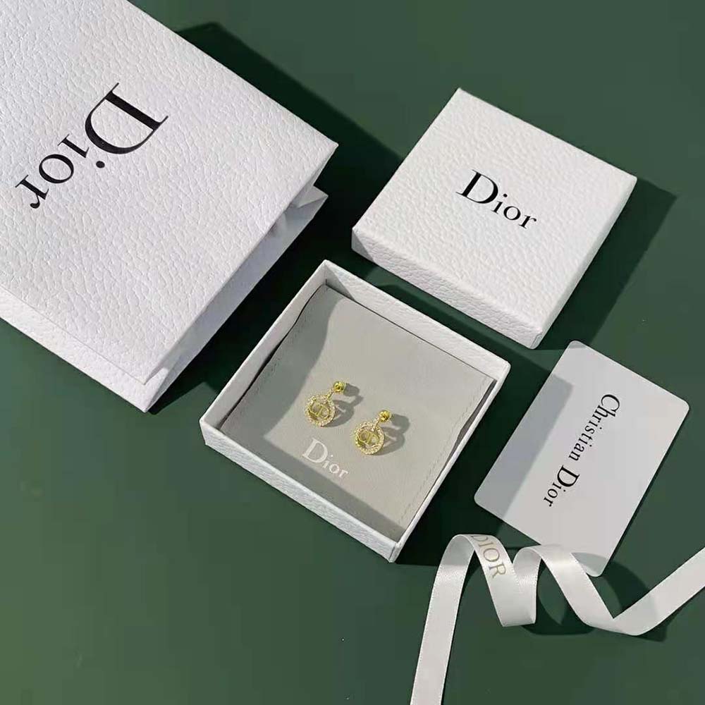 Side angle showing drop silhouette of Dior Women Clair D Lune Earrings