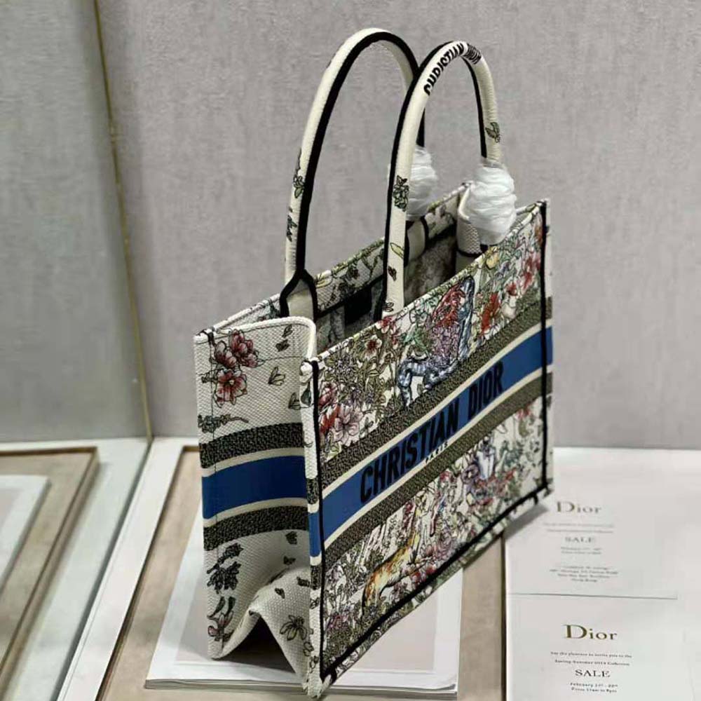Dior Women Medium Dior Book Tote Latte D-Constellation Embroidery - image 7