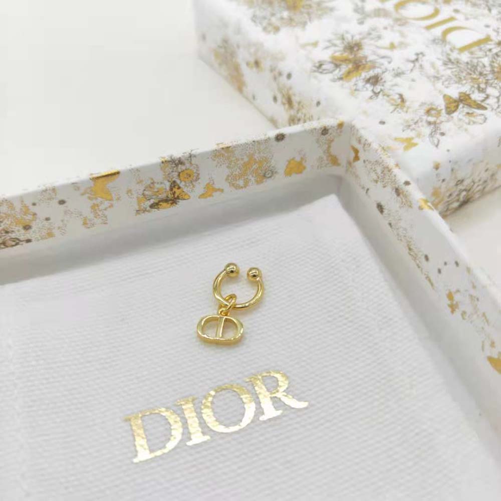 Side profile of Dior Women Petit CD Ear Jewelry highlighting delicate silhouette