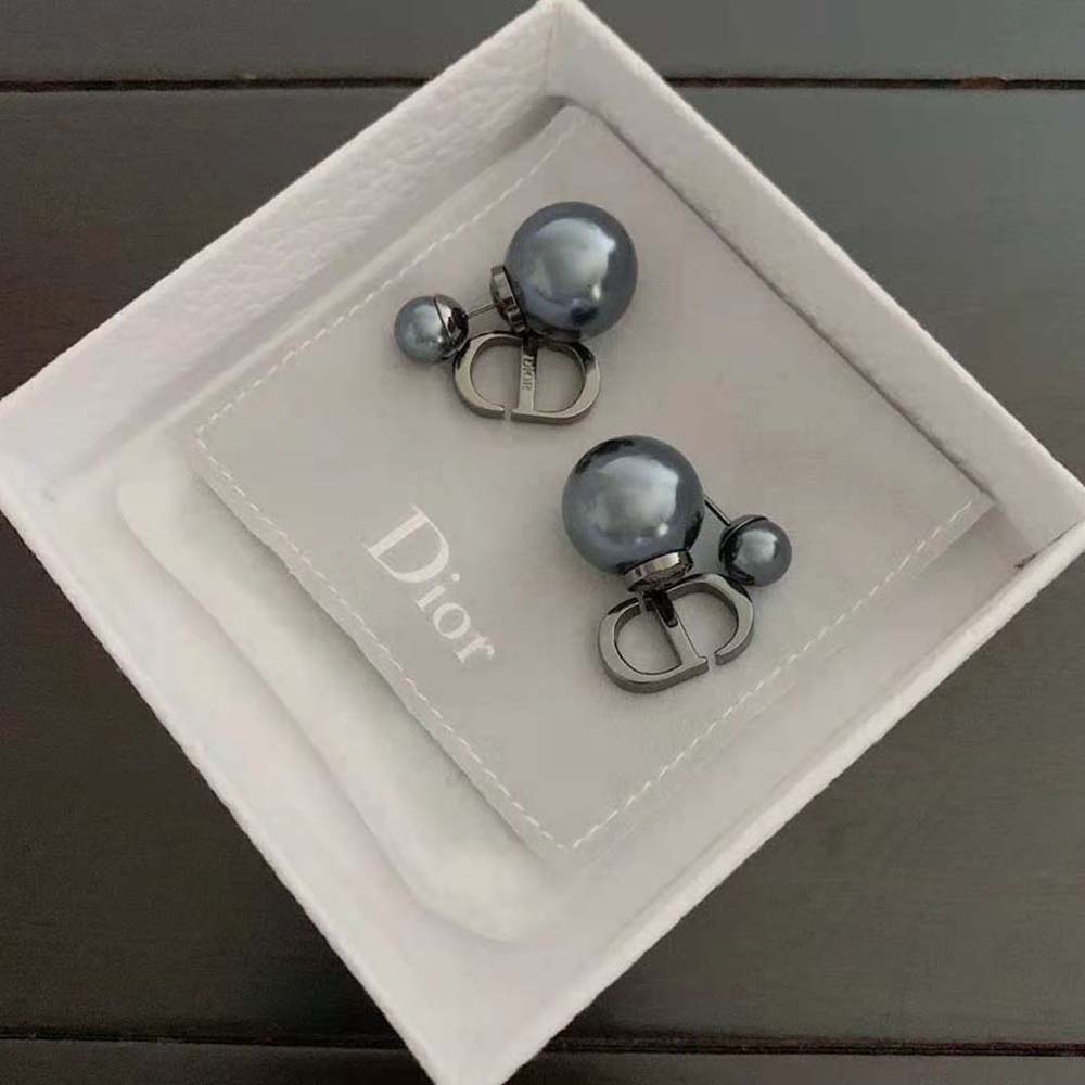 Dior Women Tribales Earrings Ruthenium-Finish Metal and Gray Resin Pearls - image 4