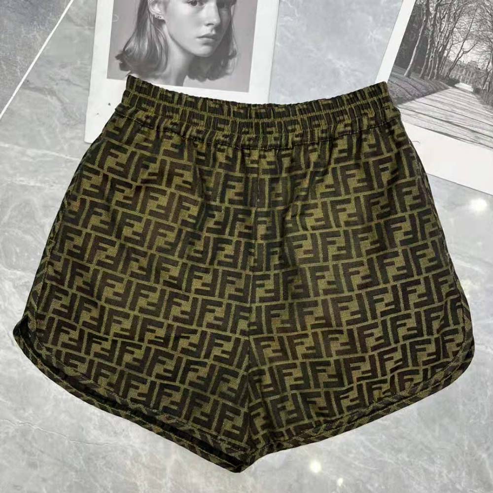 Close-up of elasticated waist on Fendi Women Brown Canvas Shorts