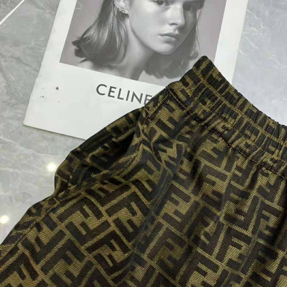 Fendi Women Brown Canvas Shorts with an Elasticated Waist and Side Slits in the Hem - image 6