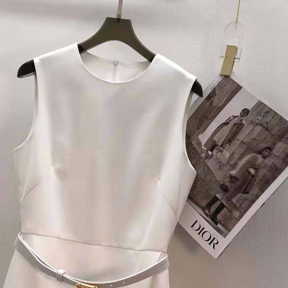 Fendi Women White Wool and Silk Dress with Fitted Waist and Cross-Over Skirt - image 9