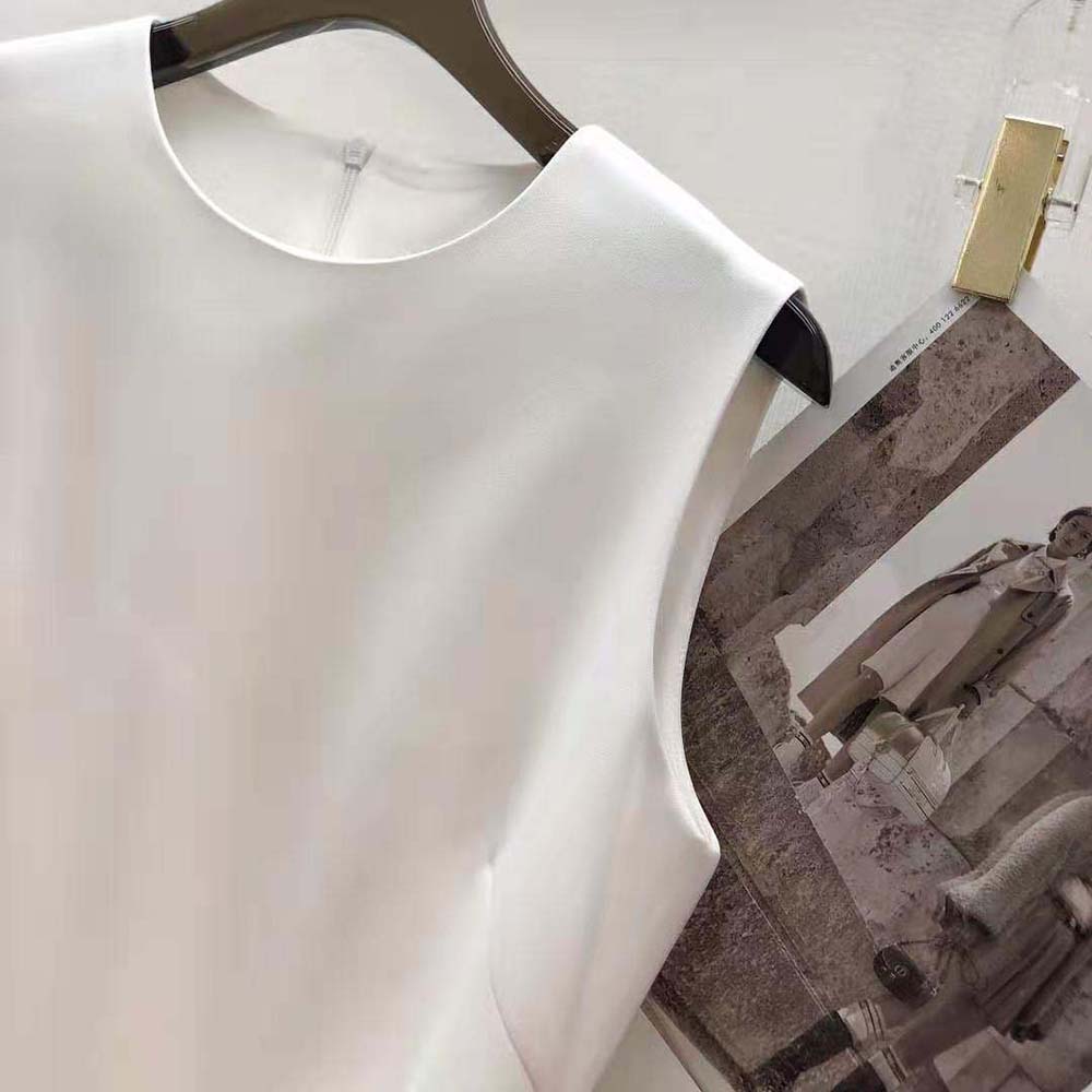 Fendi Women White Wool and Silk Dress with Fitted Waist and Cross-Over Skirt - image 8
