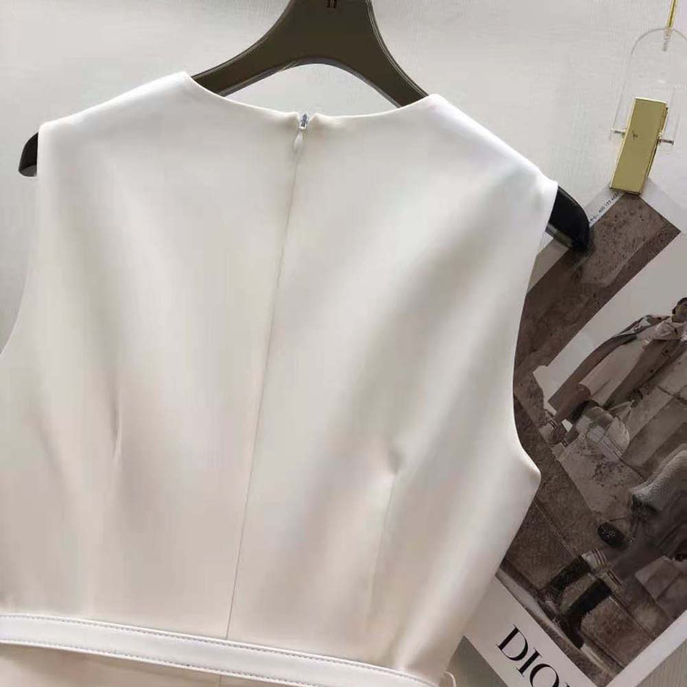 Fendi Women White Wool and Silk Dress with Fitted Waist and Cross-Over Skirt - image 6