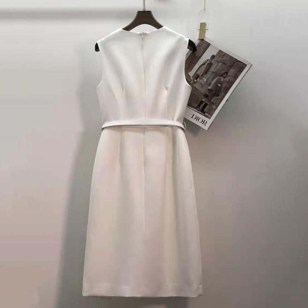 Fendi Women White Wool and Silk Dress with Fitted Waist and Cross-Over Skirt - image 5