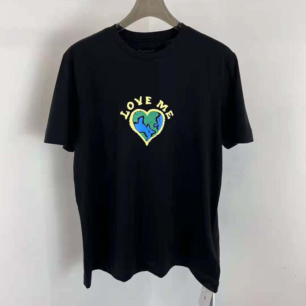 Close-up of 'Love me' logo detail on Givenchy Women Slim Fit T-shirt