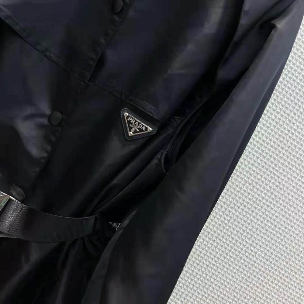 Prada Women Light Re-Nylon Safari Jacket-Black - image 9