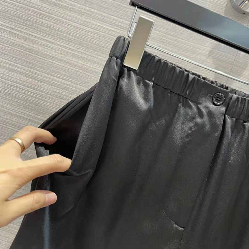 Prada Women Twill Pants Stand out for Their Refined Allure-Black - image 6
