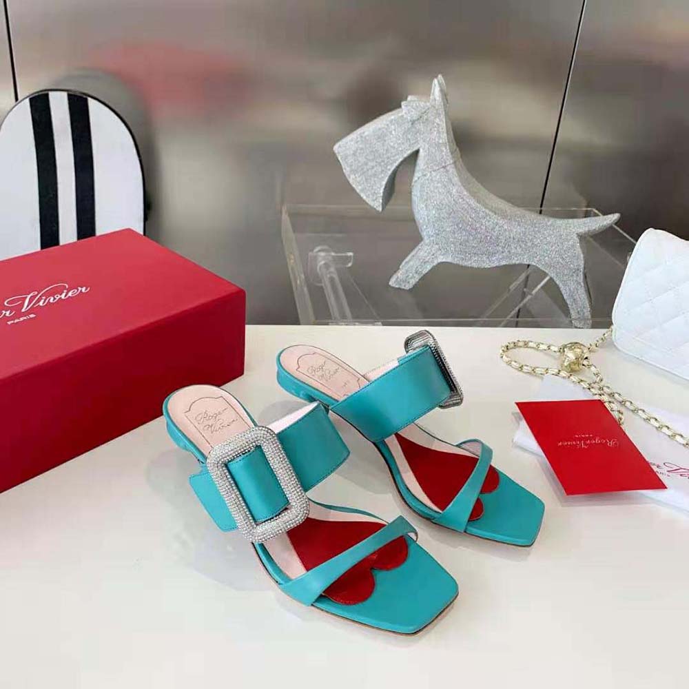 Top view showing vibrant lime leather texture on Roger Vivier Viv Choc Mules