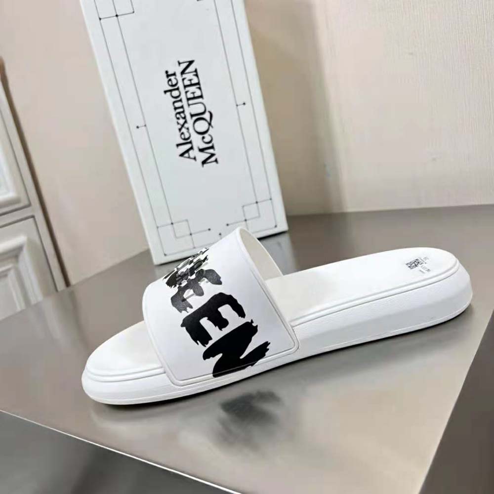 Alexander Mcqueen Unisex Oversized Rubber Slide in White/Black - image 4