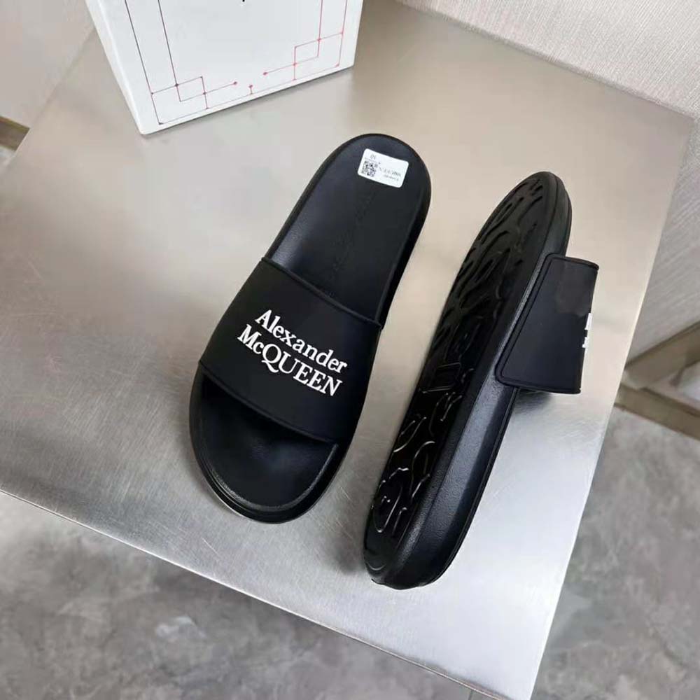 Top-down view showing footbed contour on Alexander Mcqueen pool slide