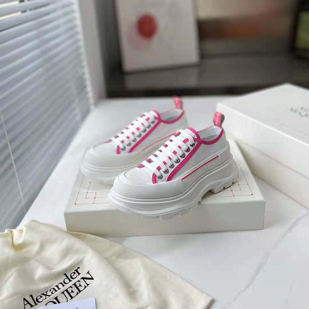Alexander Mcqueen Women Tread Slick Lace-up in Pink - image 6