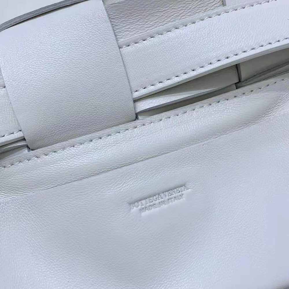 Bottega Veneta Women Belt Cassette Mini Intreccio Leather Belt Bag-White - image 9