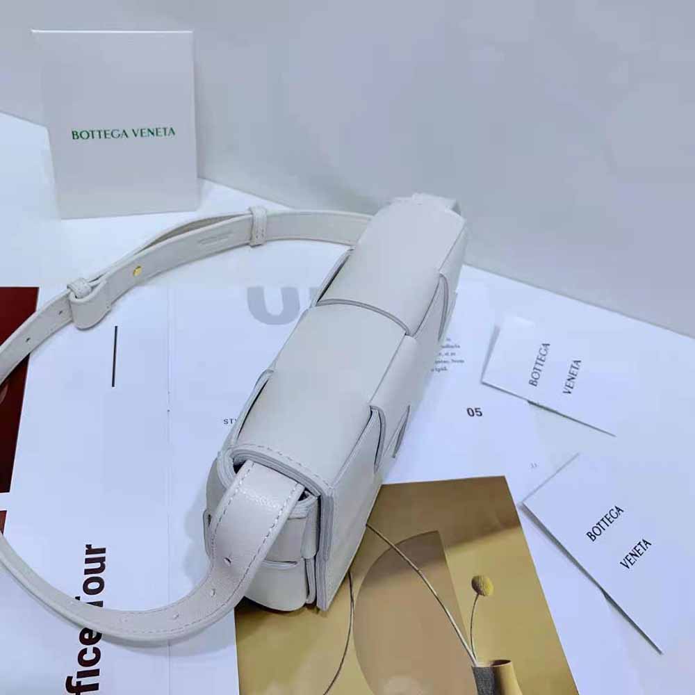 Bottega Veneta Women Belt Cassette Mini Intreccio Leather Belt Bag-White - image 6