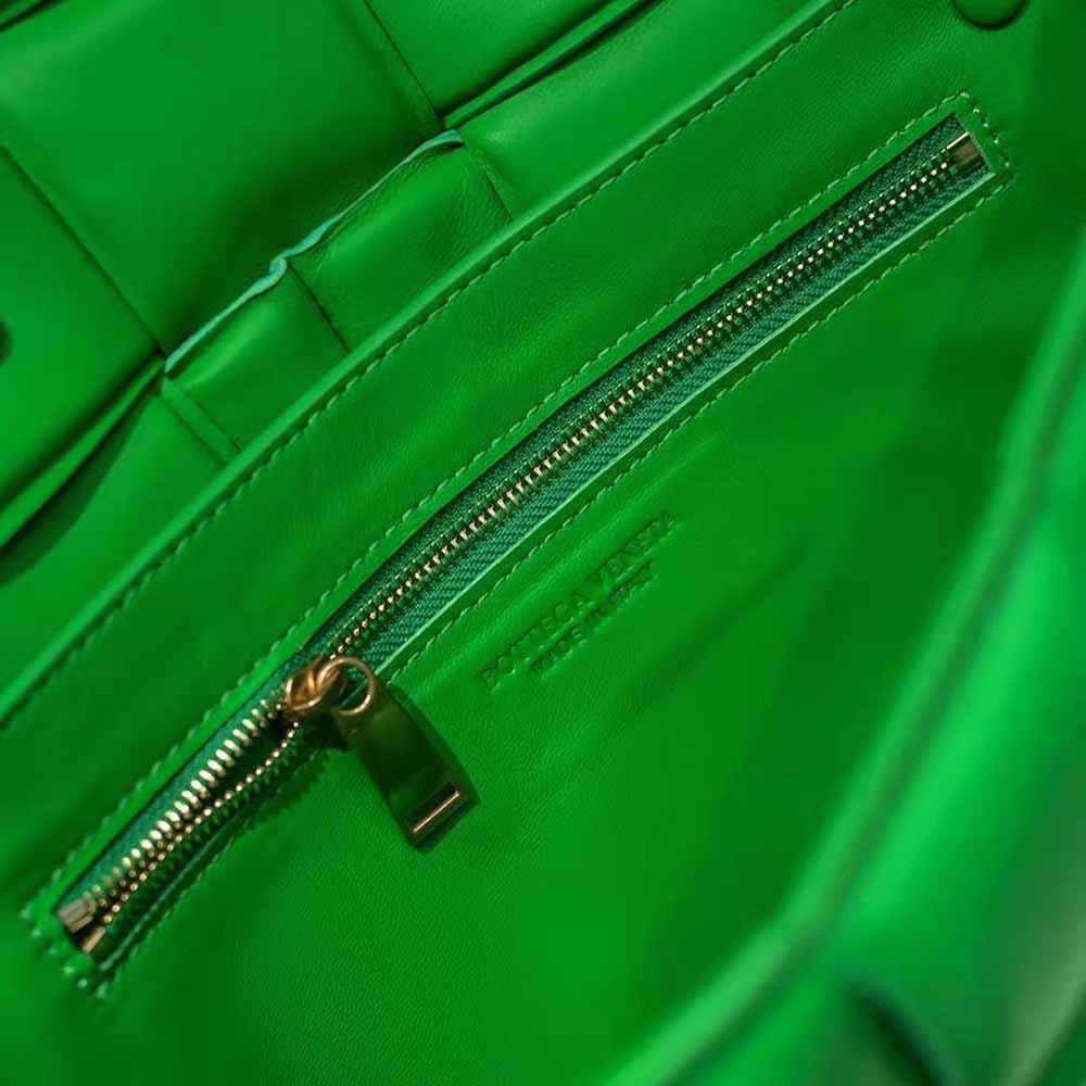 Bottega Veneta Women Chain Cassette Padded Intrecciato Leather Crossbody Bag-Green - image 8