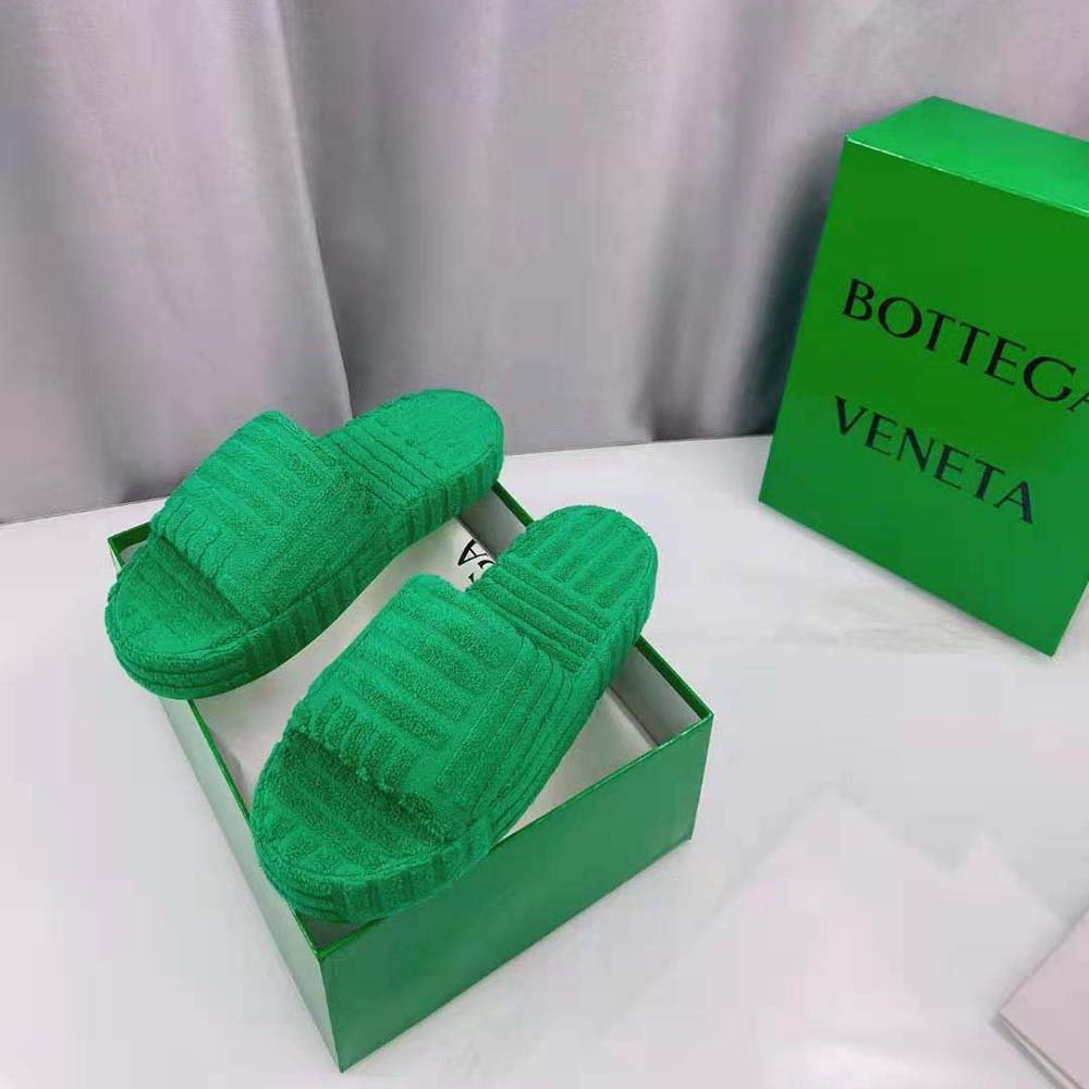 Bottega Veneta Women Resort Sponge in 35mm Heel Height-Green - image 4