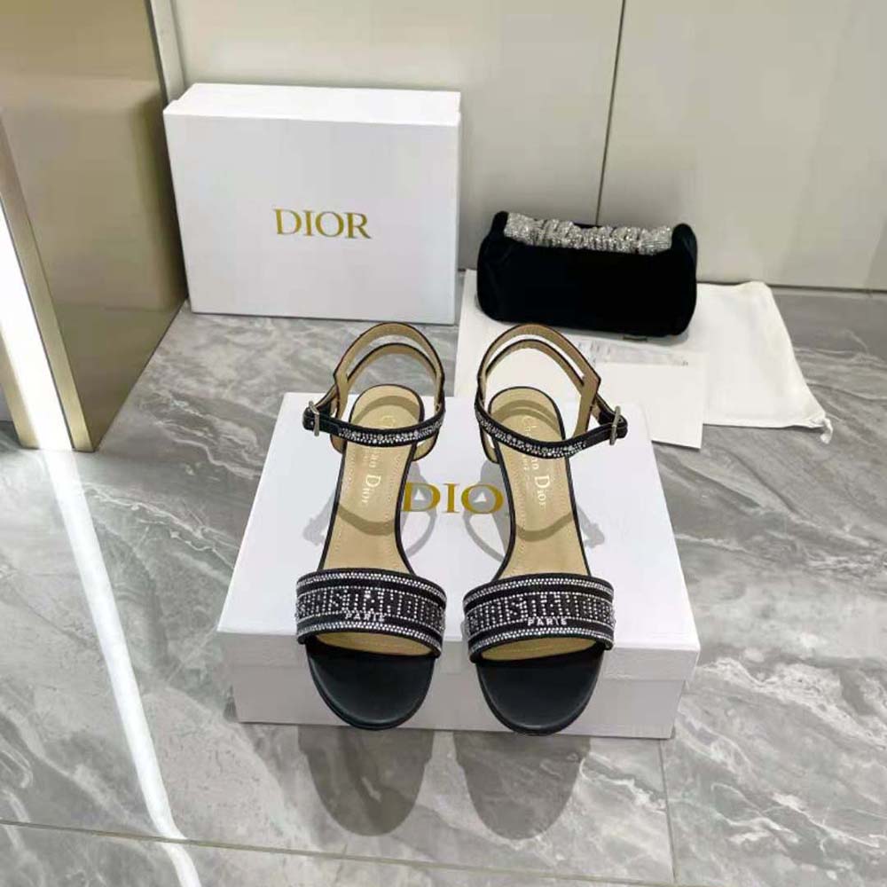 Close-up on embroidery and silver-tone strass of Dior Women Dway Sandal