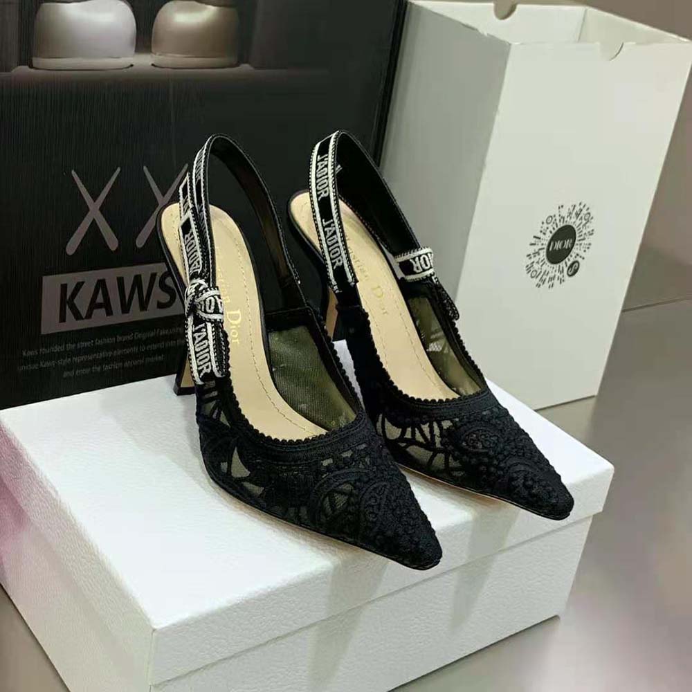 Close-up of black macramé embroidery on Dior Women J Adior Slingback Pump