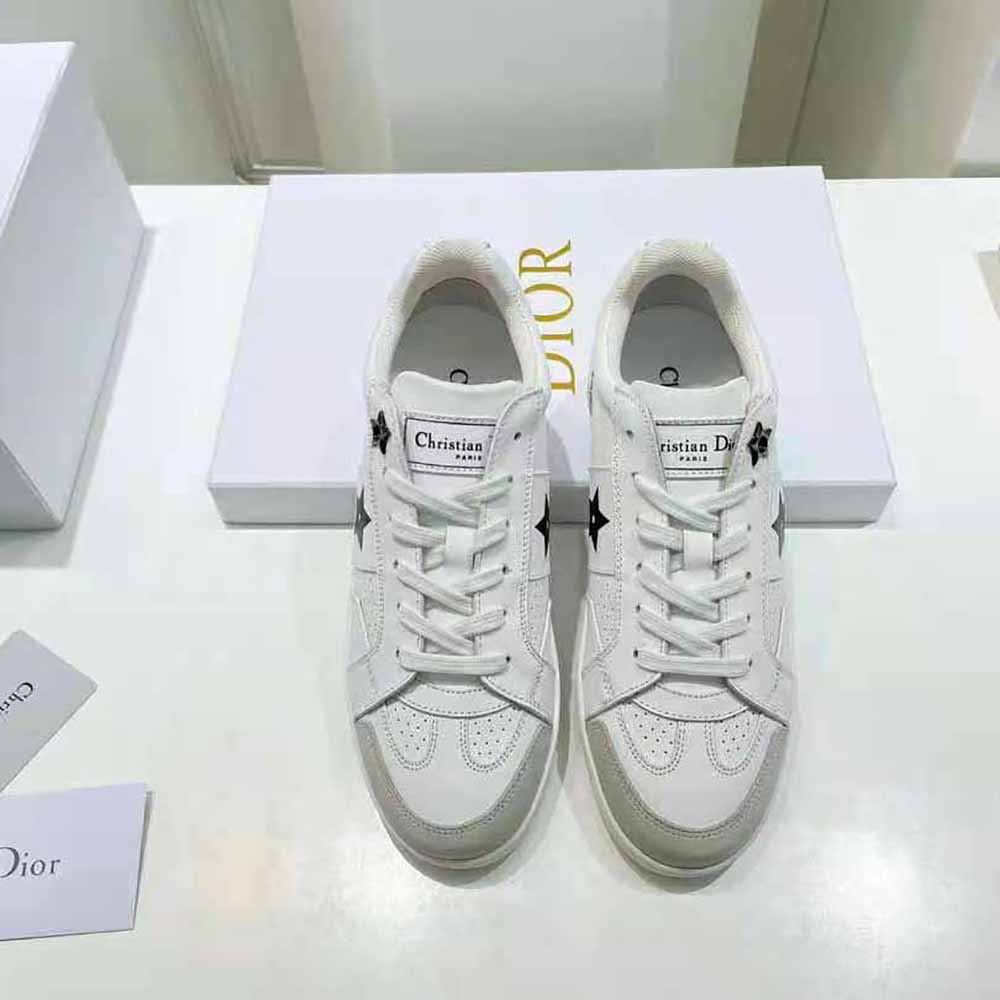 Close-up on signature Dior star detail of Women Star Sneaker