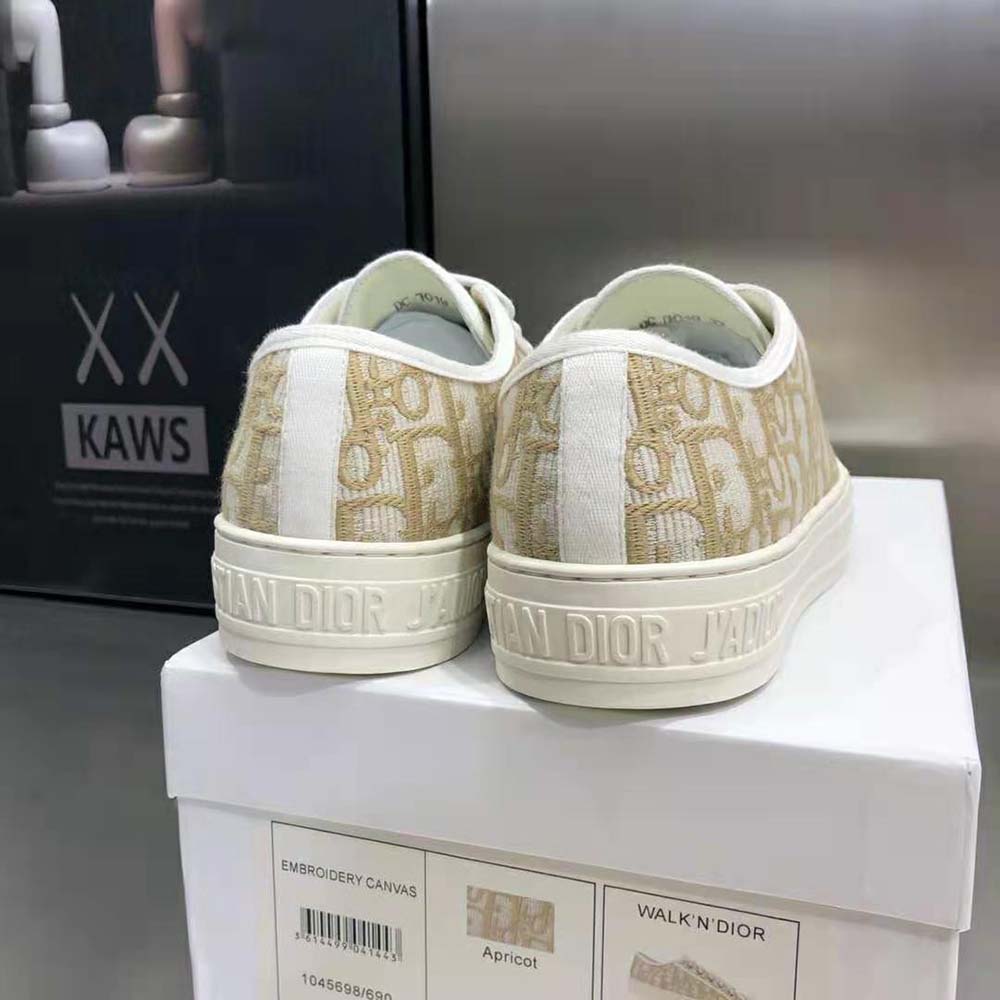 Dior Women Walk’N’Dior Sneaker Gold-Tone Dior Oblique Cotton with Metallic Thread Embroidery - image 8