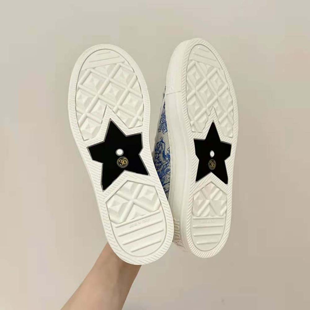 Dior Women Walk’N’dior Sneaker Bright Blue Toile De Jouy Embroidered Cotton - image 9
